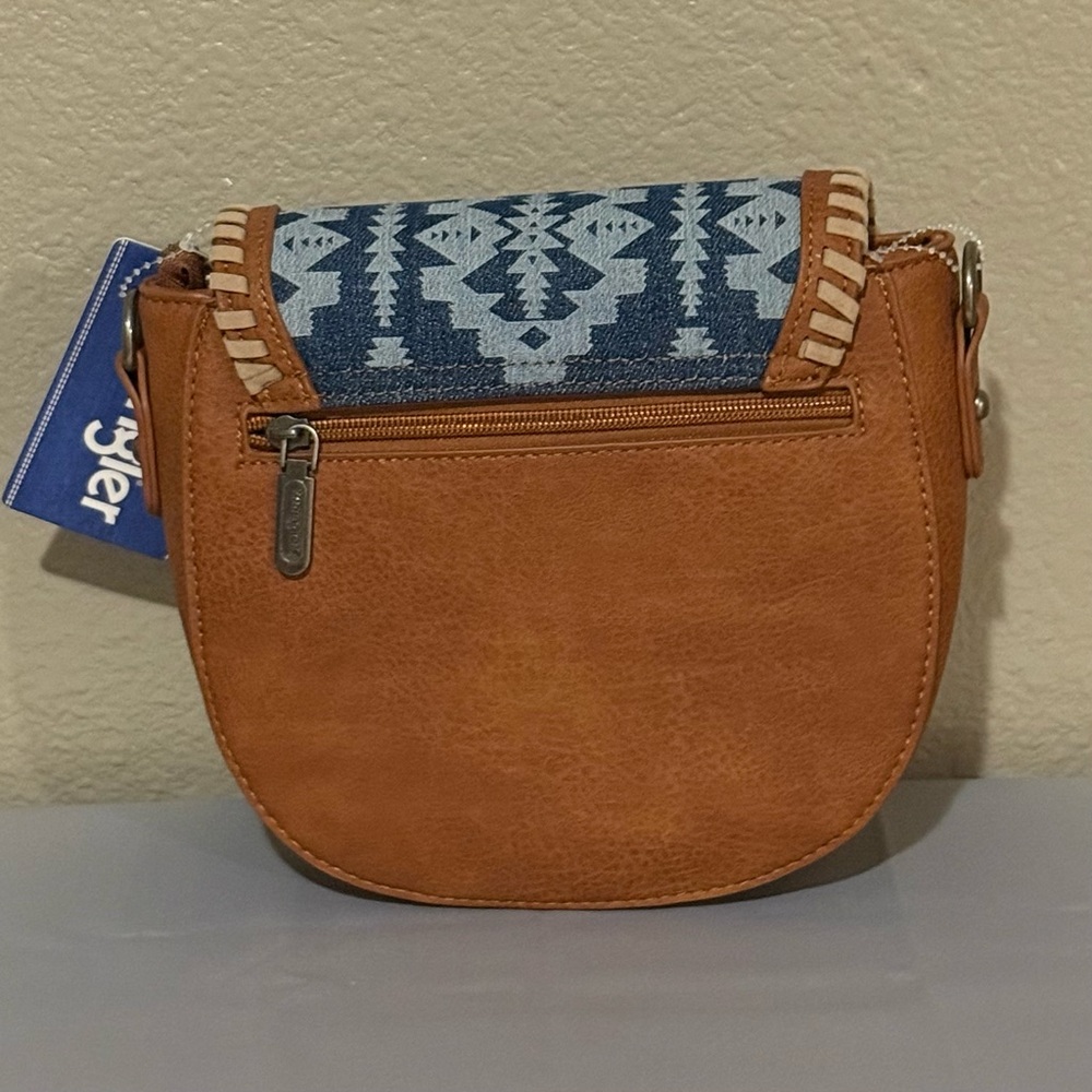 Wrangler‎ Denim & Brown Western Crossbody Bag Fringe Aztec Pattern NEW w/ Strap - Picture 2 of 5